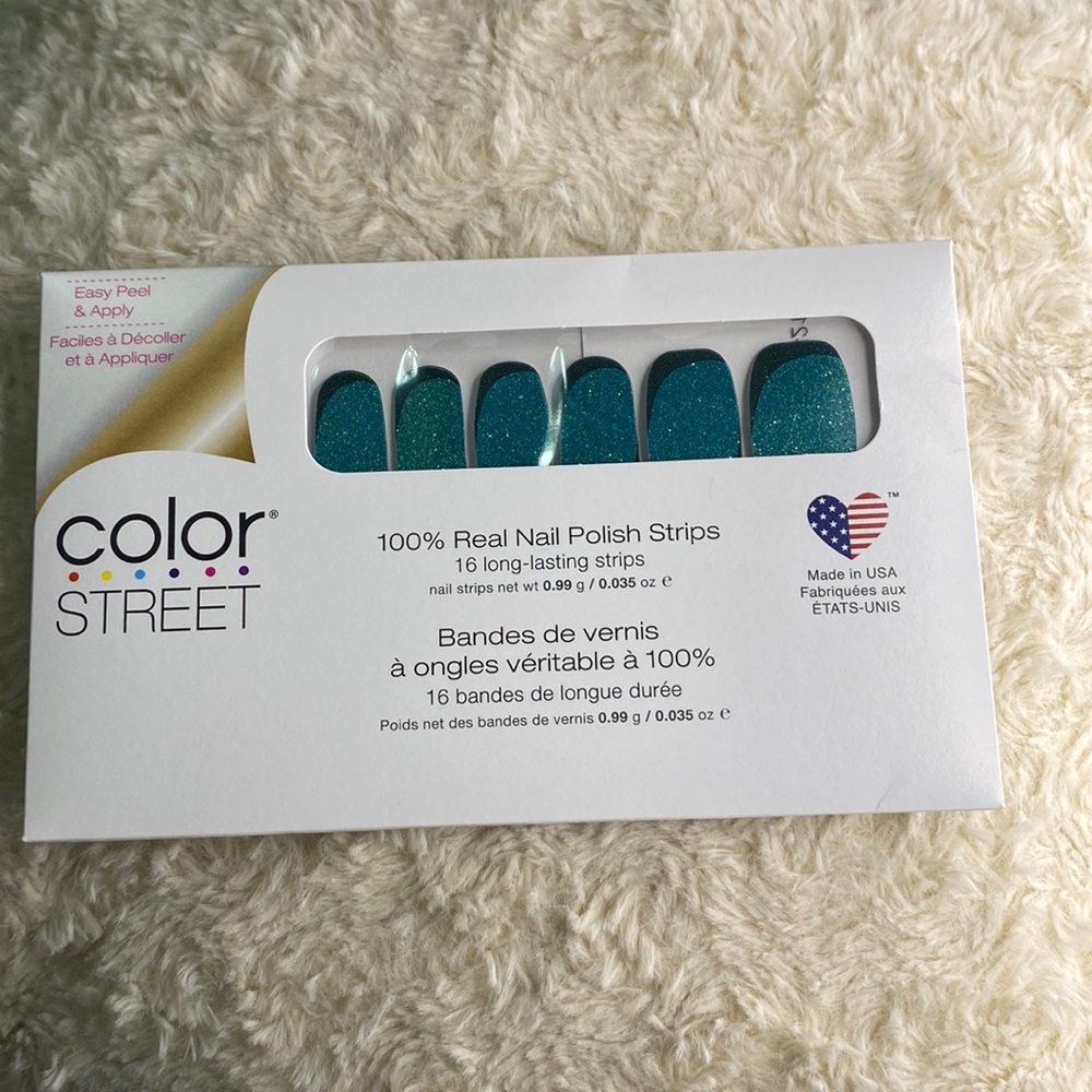 Color Street Nail Polish Strips, Feeling Pine, Brand New in Sealed Package.